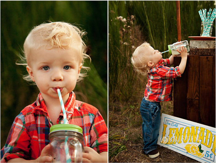 Last Lemonade Stand Portrait Adventure Photo Shoot Child and Family Portraits Children and Family Pictures Photographer Kristen Buchmann Photography Seattle Bellevue Kirkland Renton Kent Issaquah Maple Valley Covington (7)