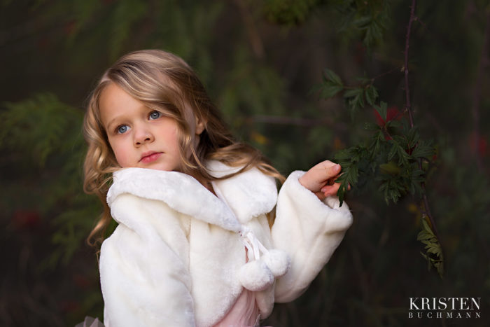 Child and Family Portraits Children and Family Pictures Photographer Kristen Buchmann Photography Seattle Bellevue Kirkland Renton Kent Issaquah Maple Valley Covington Black Diamond (9)